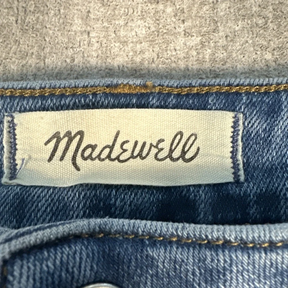 Madewell kick out